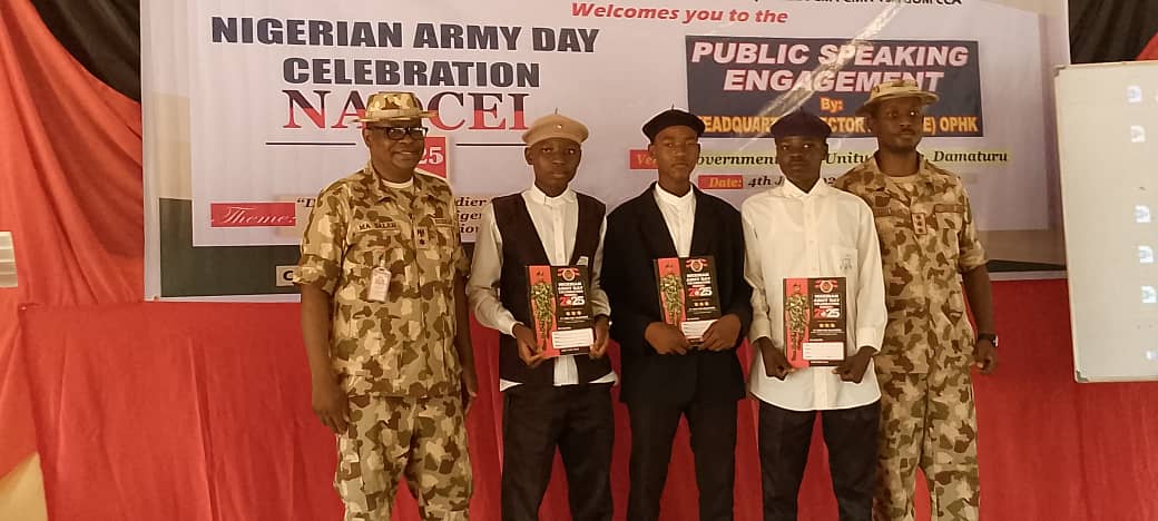 Sector II Commemorates Nigerian Army Day, Distributes Books To Schools In Damaturu