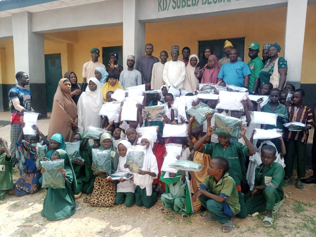 Community Service: NOUN  Students Boost Education With Distribution Of School Uniforms To Kaduna Pupils Community Service: NOUN  Students Boost Education With Distribution Of School Uniforms To Kaduna Pupils