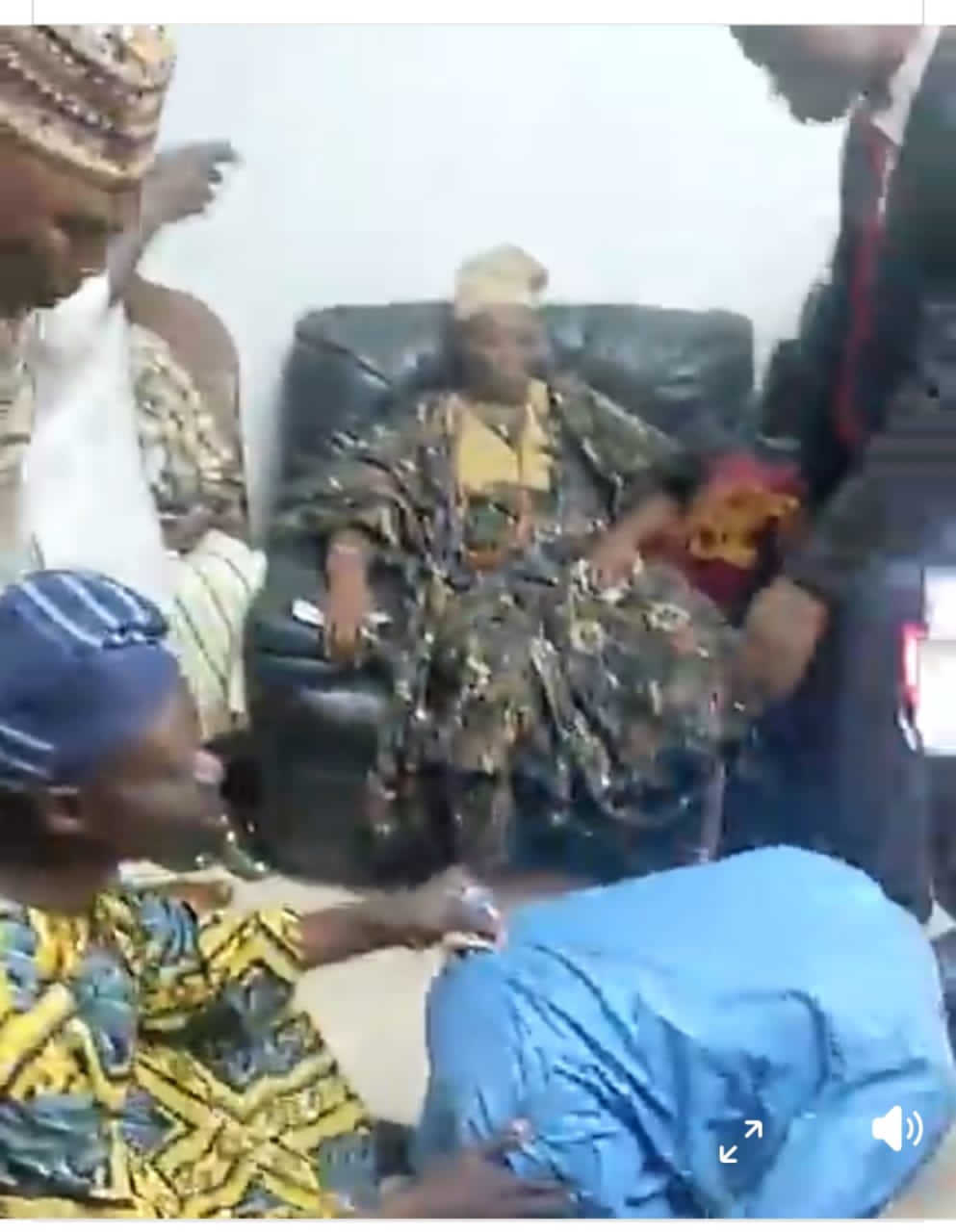 Olubadan Designate, Oba Ladoja In Closed Door Meeting With Kingmakers