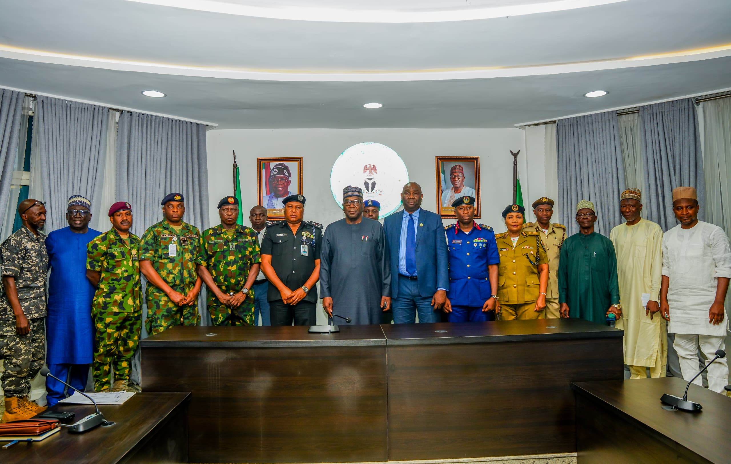 Gov AbdulRazaq Holds Security Meeting, Commends Operatives Amid Clearance Operation, Arrests Gov AbdulRazaq Holds Security Meeting, Commends Operatives Amid Clearance Operation, Arrests