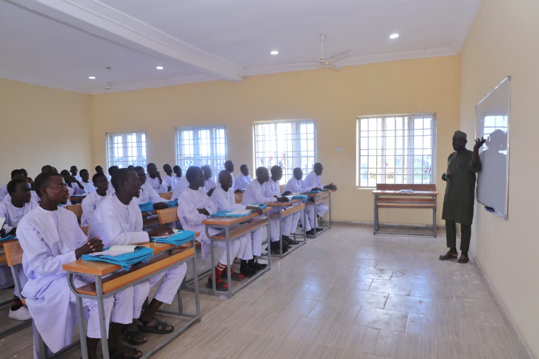 Zulum Commissions 48-classroom Higher Islamiyyah School In Gajigana